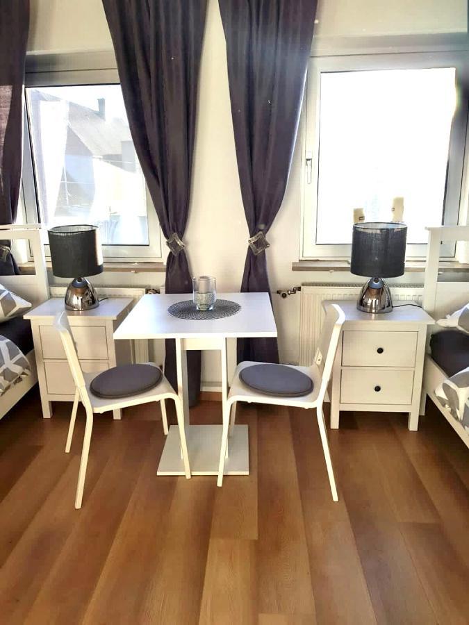 Haus Leipheim Hotel Buitenkant foto