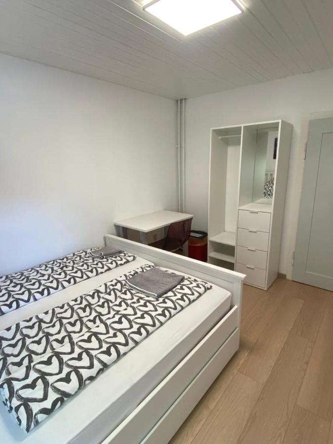 Haus Leipheim Hotel Buitenkant foto
